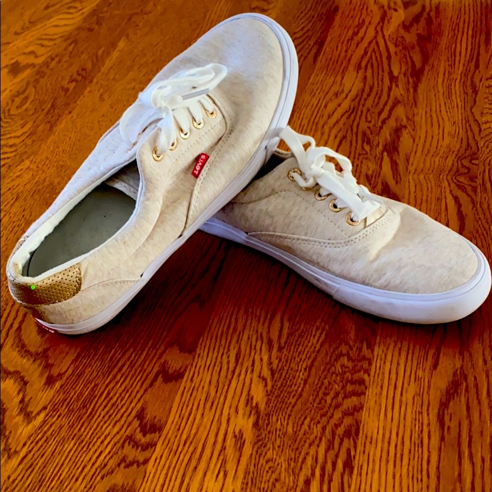 Levi’s shoes